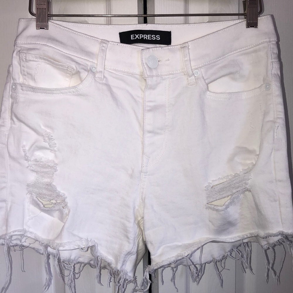 Bermuda high rise shorts